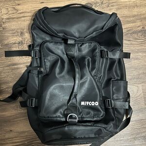Black Men's Urban Travel Backpack